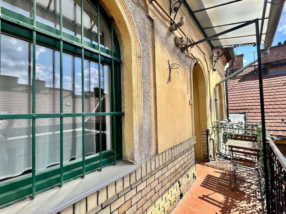 Edna Studio With Balcony Budapest Kültér fotó